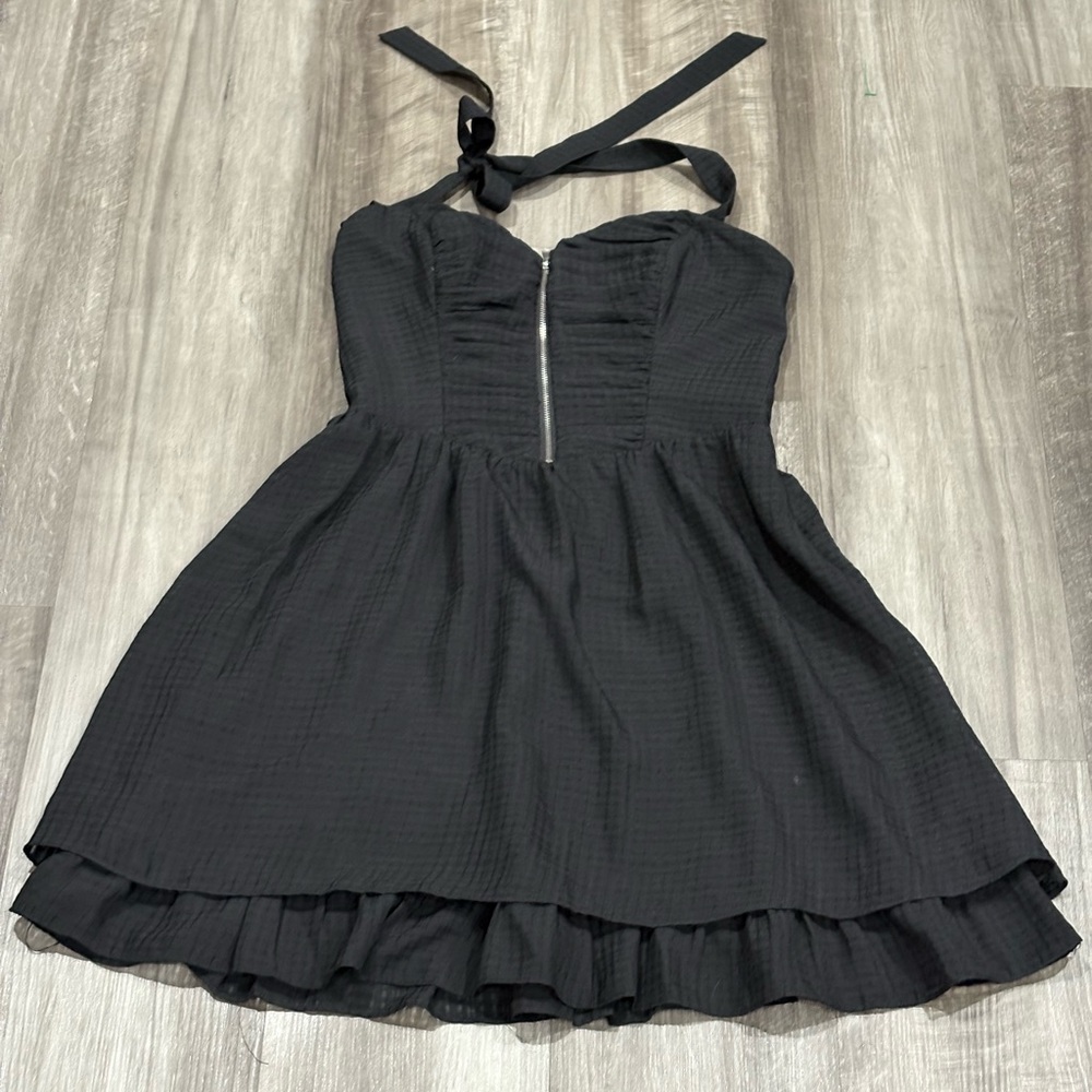 GUESS Black Halter Mini Dress Size 6 – Ruched Bodice, Front Zip, Ruffle Hem